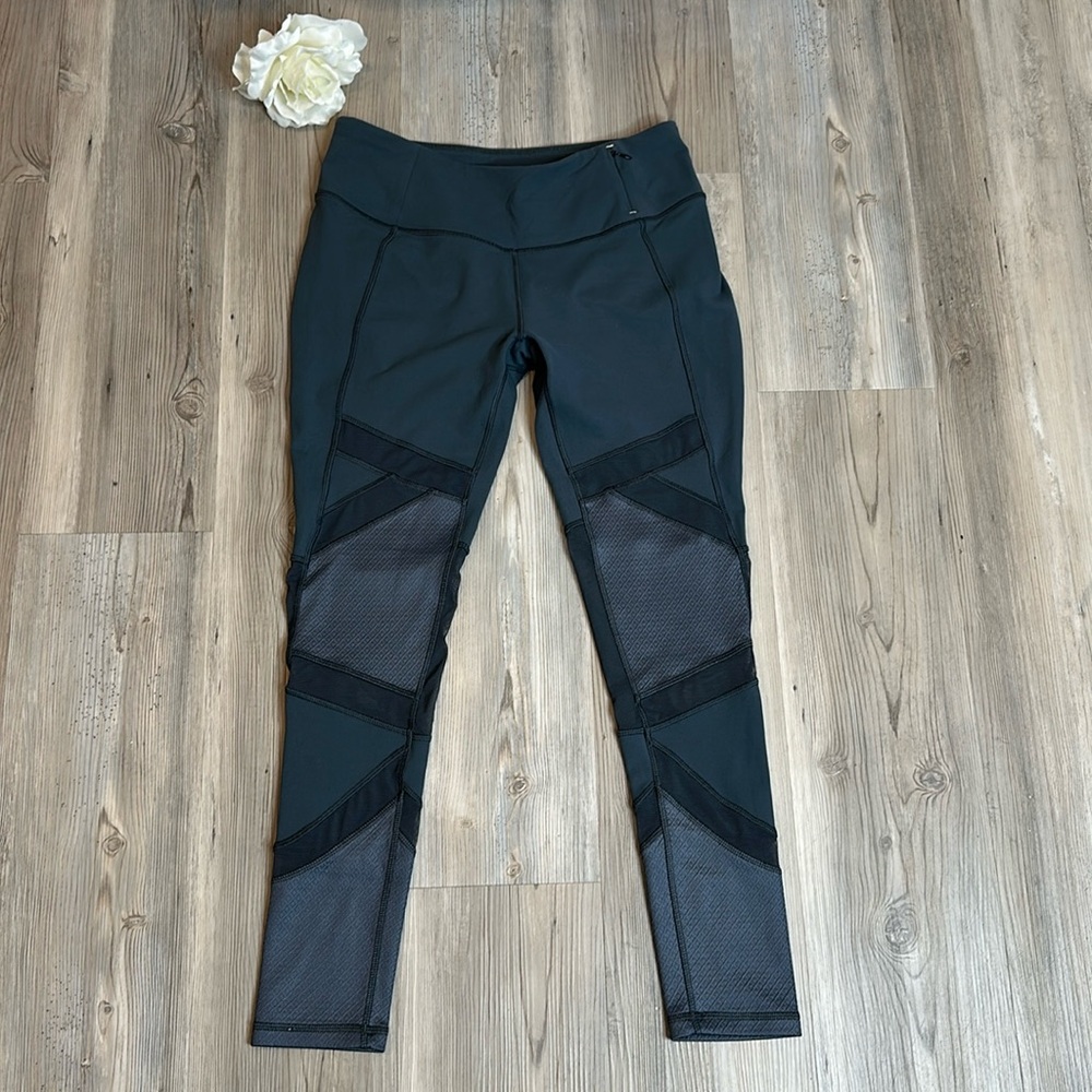 GUC Calia by Carrie Underwood Mesh Grey Athletic Leggings, M